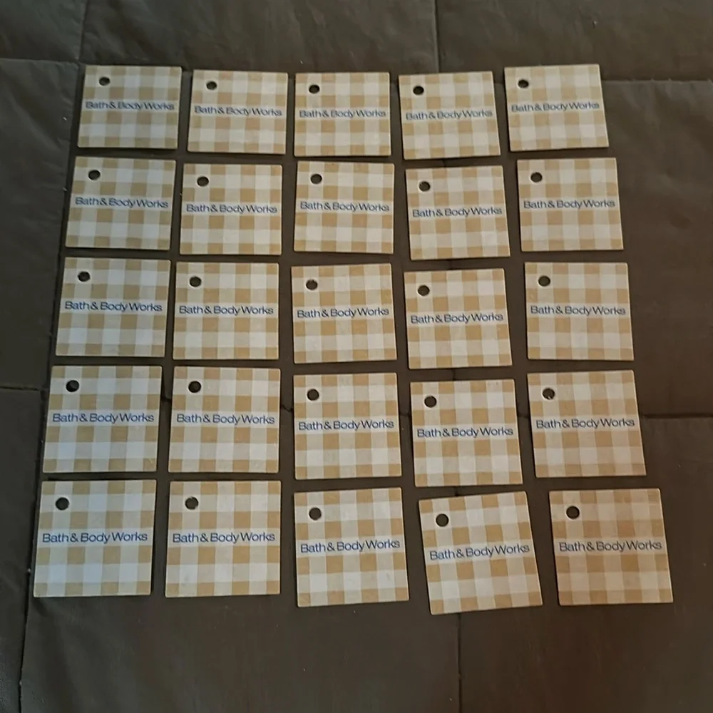Bath & Body Works Small Cardboard Gingham Gift Tags